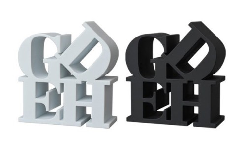 GOODENOUGH x Medicom Toy 再度合作释出联名版办公纸镇